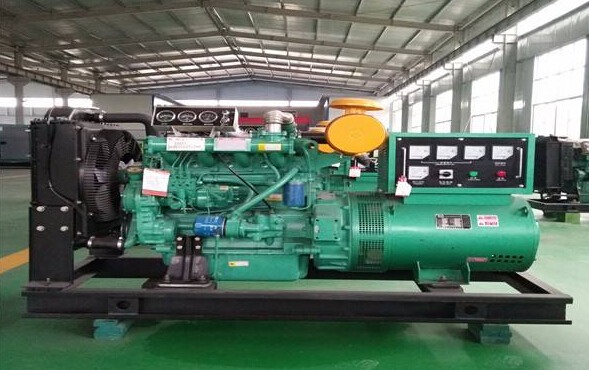 高要常柴400kw大型柴油二手发电机组